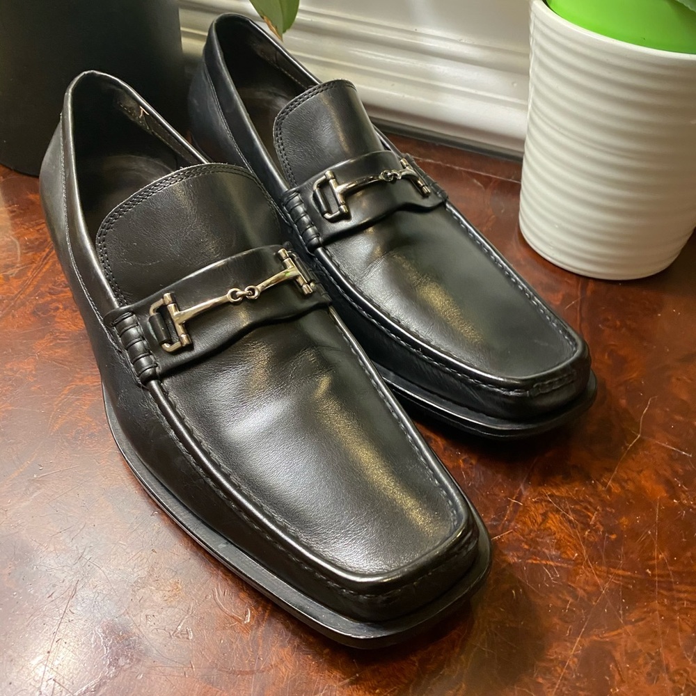 Men’s shoes